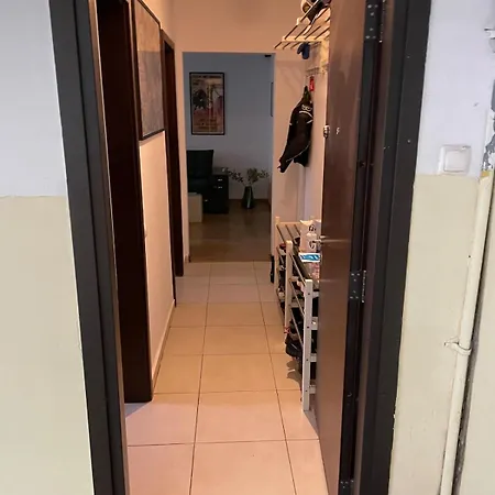 Apartment Sunny Side Up